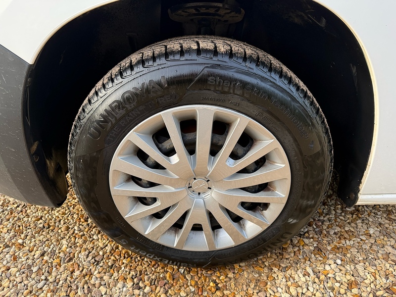 Peugeot 1.5 BlueHDi 650 Professional L1 H1 SWB PANEL VAN - WHITE