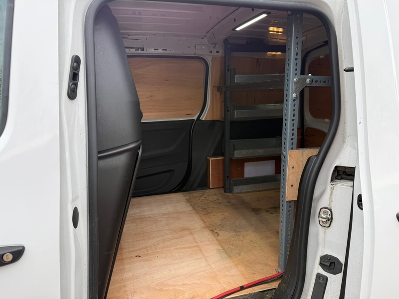 Toyota 1.5 BlueHDi Icon L1 H1 SWB PANEL VAN - WHITE