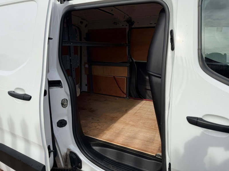 Toyota 1.5 BlueHDi Icon L1 H1 SWB PANEL VAN - WHITE