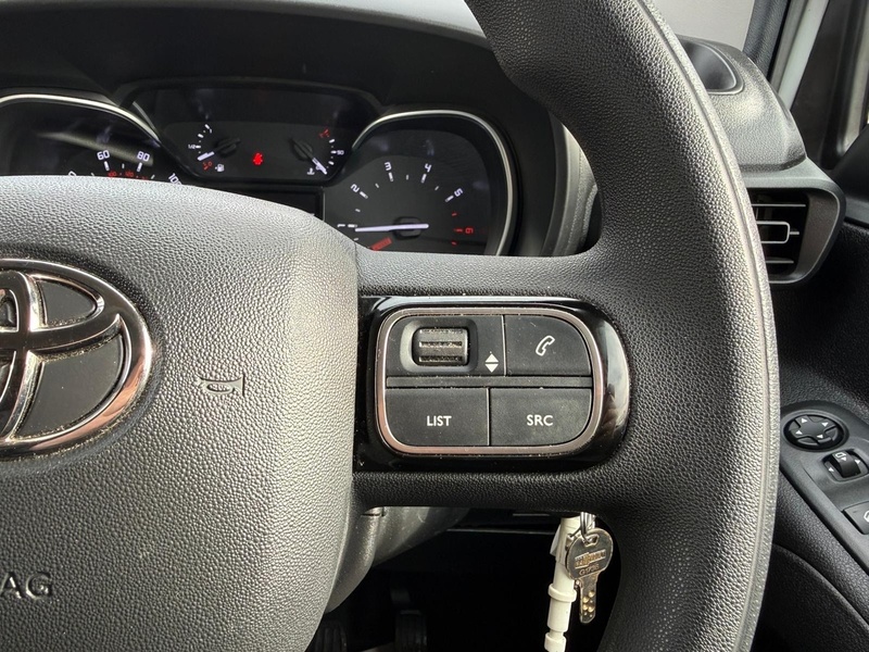 Toyota 1.5 BlueHDi Icon L1 H1 SWB PANEL VAN - WHITE