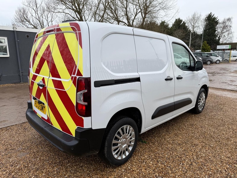 Toyota 1.5 BlueHDi Icon L1 H1 SWB PANEL VAN - WHITE