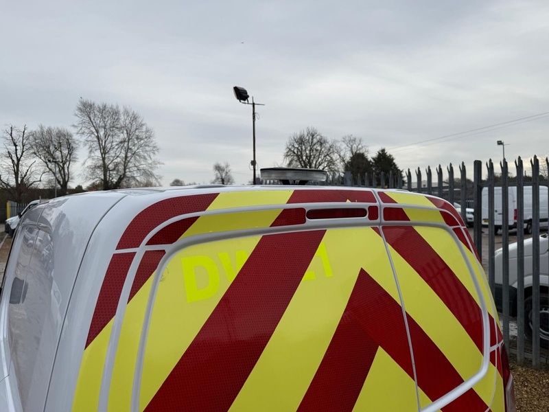 Toyota 1.5 BlueHDi Icon L1 H1 SWB PANEL VAN - WHITE