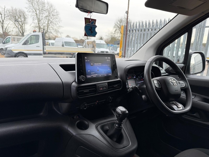 Toyota 1.5 BlueHDi Icon L1 H1 SWB PANEL VAN - WHITE