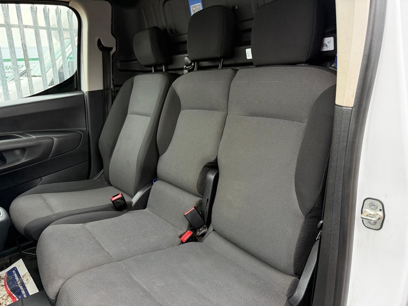 Toyota 1.5 BlueHDi Icon L1 H1 SWB PANEL VAN - WHITE