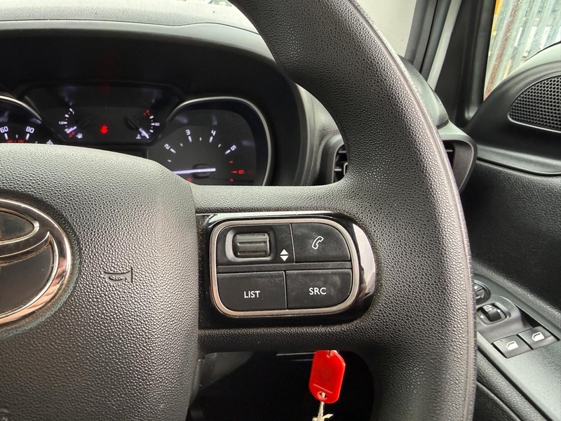 Toyota 1.5 BlueHDi Icon L1 H1 SWB PANEL VAN - WHITE