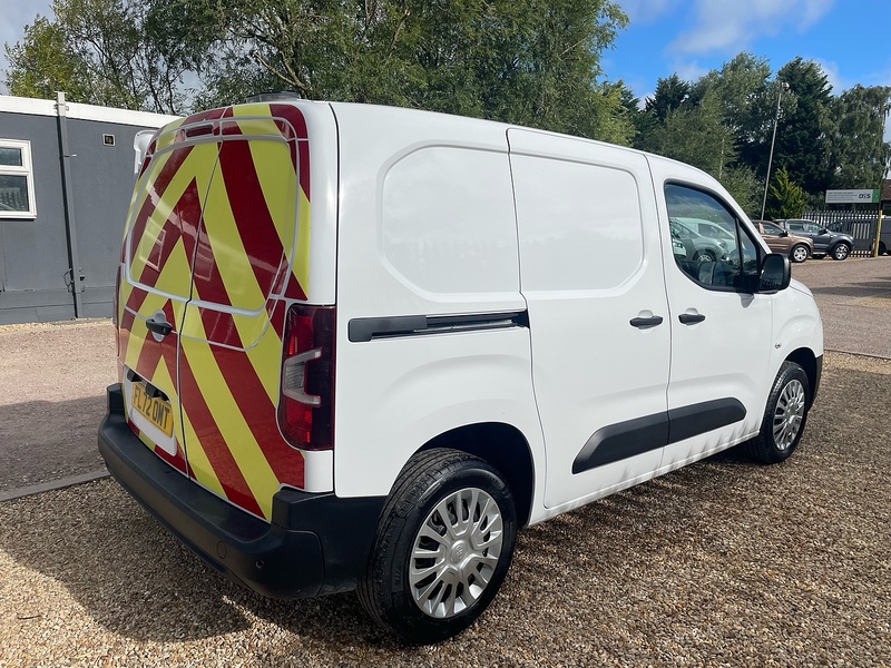 Toyota 1.5 BlueHDi Icon L1 H1 SWB PANEL VAN - WHITE
