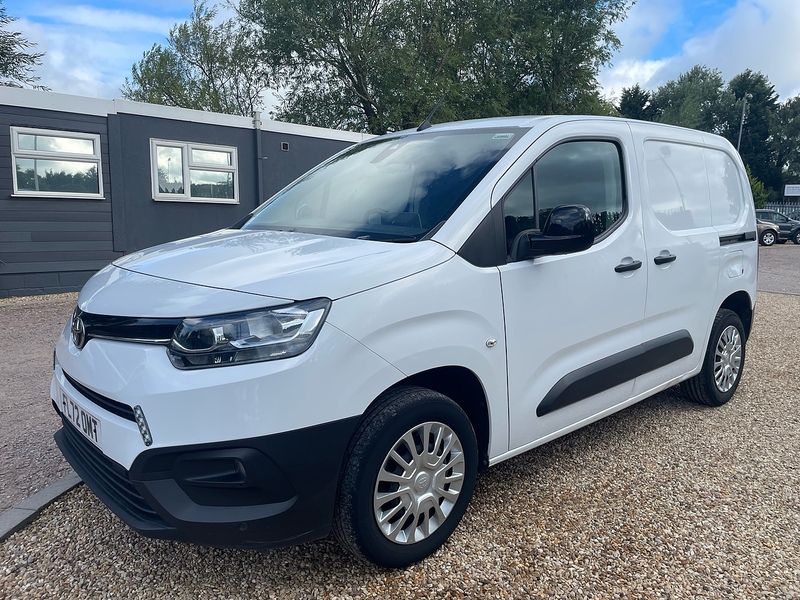 Toyota 1.5 BlueHDi Icon L1 H1 SWB PANEL VAN - WHITE
