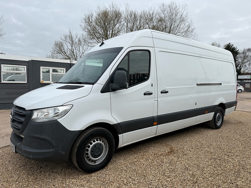 Mercedes-Benz 317 2.0 CDI 170bhp Progressive L3 LWB PANEL VAN - WHITE 2.0 5dr Panel Van Manual Diesel