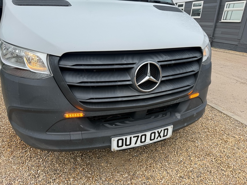 Mercedes-Benz 317 2.0 CDI 170bhp Progressive L3 LWB PANEL VAN - WHITE 2.0 5dr Panel Van Manual Diesel
