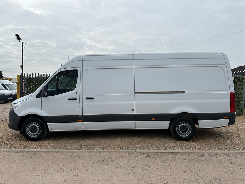 Mercedes-Benz 317 2.0 CDI 170bhp Progressive L3 LWB PANEL VAN - WHITE 2.0 5dr Panel Van Manual Diesel