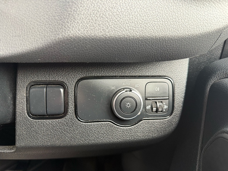 Mercedes-Benz 317 2.0 CDI 170bhp Progressive L3 LWB PANEL VAN - WHITE 2.0 5dr Panel Van Manual Diesel
