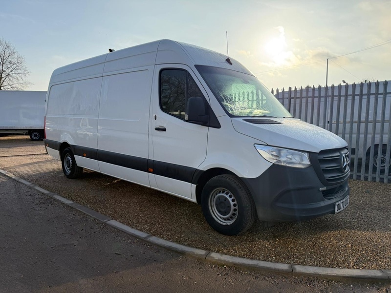 Mercedes-Benz 317 2.0 CDI 170bhp Progressive L3 H2 PANEL VAN - CIVILS SPEC 2.0 5dr Panel Van Manual Diesel