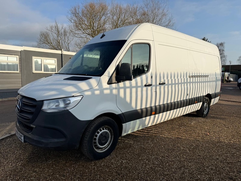 Mercedes-Benz 317 2.0 CDI 170bhp Progressive L3 H2 PANEL VAN - CIVILS SPEC 2.0 5dr Panel Van Manual Diesel