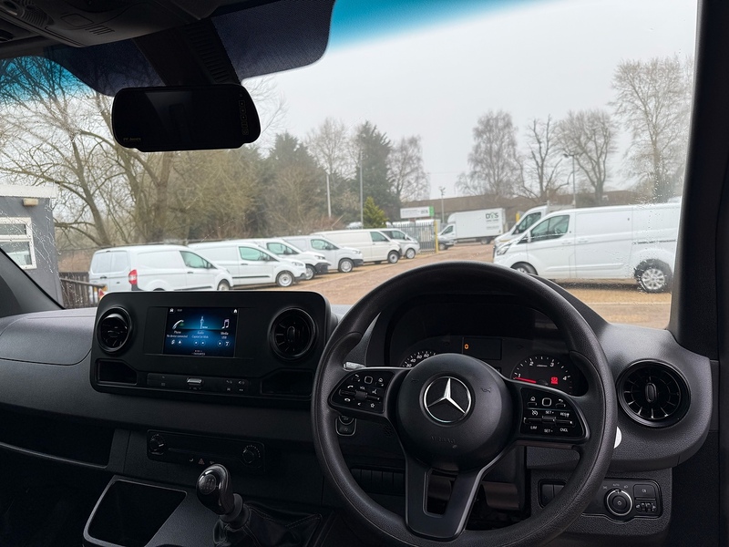 Mercedes-Benz 315 2.0 CDI Progressive L3 LWB DROPSIDE - WHITE