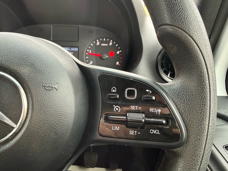 Mercedes-Benz 315 2.0 CDI Progressive L3 LWB DROPSIDE - WHITE