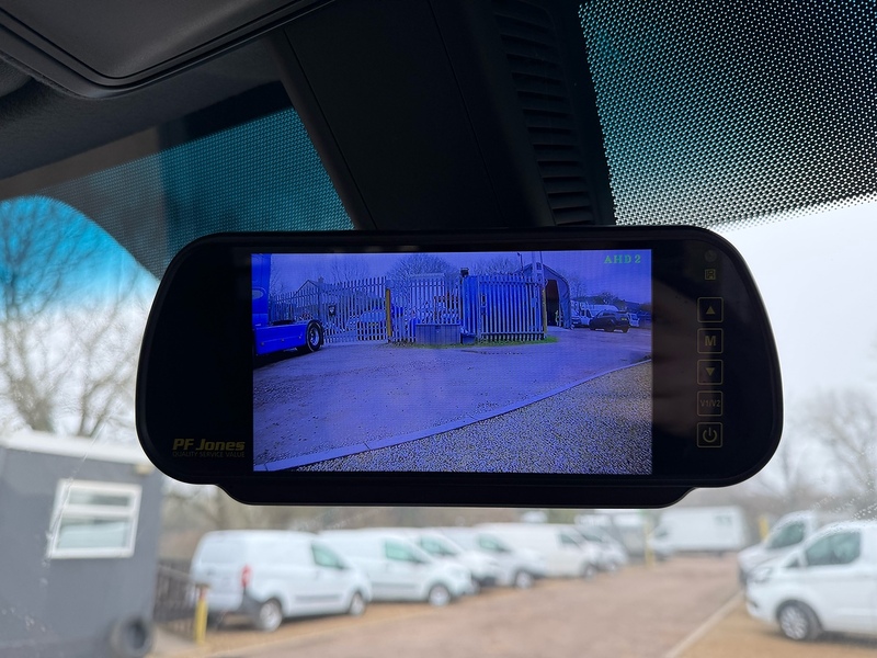 Mercedes-Benz 315 2.0 CDI Progressive L3 LWB DROPSIDE - WHITE