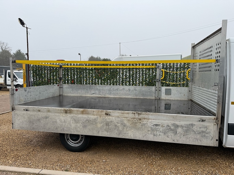 Mercedes-Benz 315 2.0 CDI Progressive L3 LWB DROPSIDE - WHITE