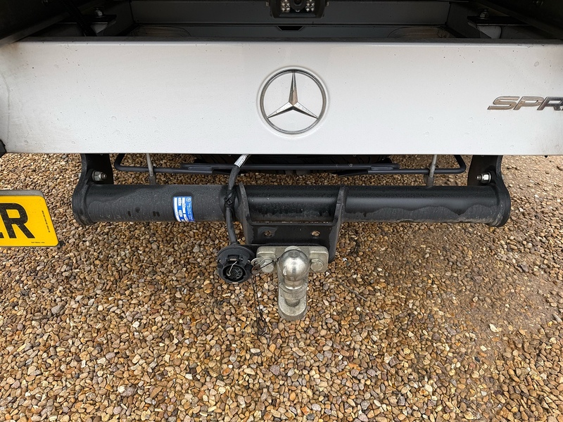 Mercedes-Benz 315 2.0 CDI Progressive L3 LWB DROPSIDE - WHITE