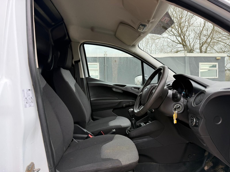 Ford EcoBoost Leader 1.0 L1 H1 SWB PANEL VAN - WHITE