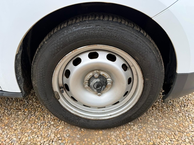 Ford EcoBoost Leader 1.0 L1 H1 SWB PANEL VAN - WHITE