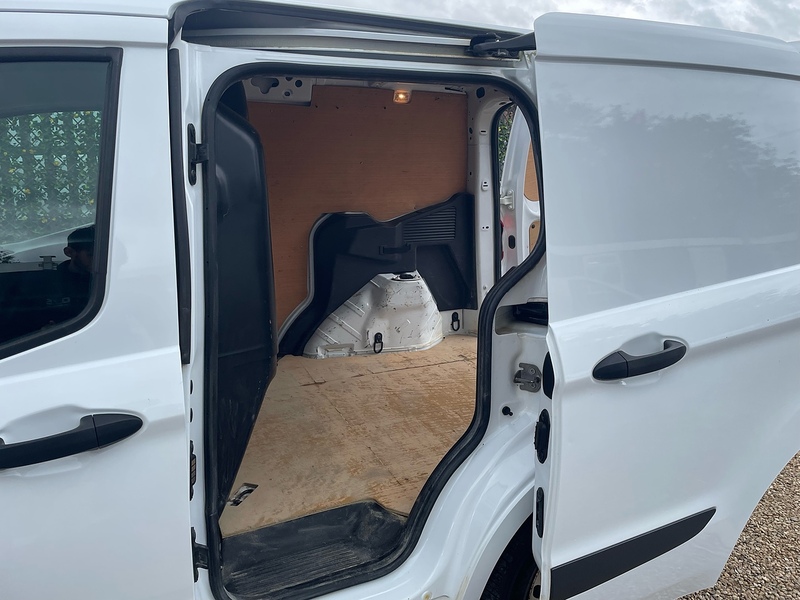 Ford EcoBoost Leader 1.0 L1 H1 SWB PANEL VAN - WHITE