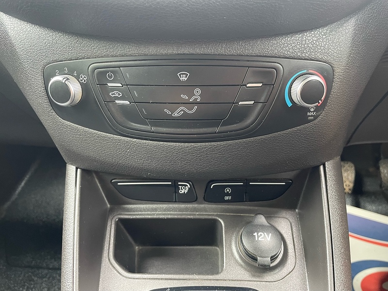 Ford EcoBoost Leader 1.0 L1 H1 SWB PANEL VAN - WHITE