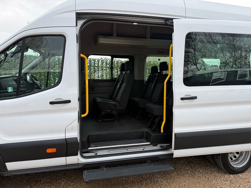 Ford 460 2.0 EcoBlue Leader L4 XLWB 17 SEATER MINIBUS - WHITE