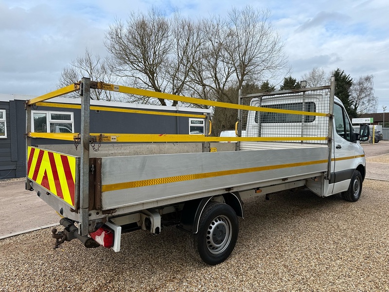 Mercedes-Benz 2.0 315 CDI Progressive Chassis Cab 2dr Diesel Manual RWD L3 Euro 6 (s/s) (150 ps)