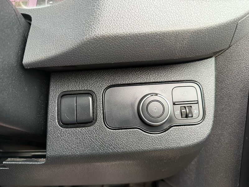 Mercedes-Benz 2.0 315 CDI Progressive Chassis Cab 2dr Diesel Manual RWD L3 Euro 6 (s/s) (150 ps)