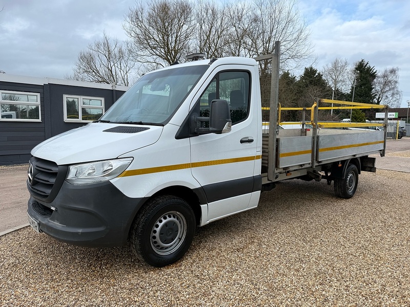 Mercedes-Benz 2.0 315 CDI Progressive Chassis Cab 2dr Diesel Manual RWD L3 Euro 6 (s/s) (150 ps)