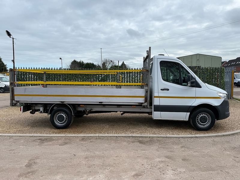 Mercedes-Benz 2.0 315 CDI Progressive Chassis Cab 2dr Diesel Manual RWD L3 Euro 6 (s/s) (150 ps)
