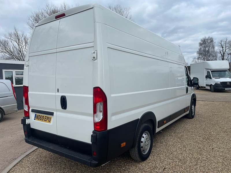 Citroen 2.2 BlueHDi 35 Enterprise Panel Van 5dr Diesel Manual L4 Extra High Roof Euro 6 (s/s) (Heavy) (140 ps)