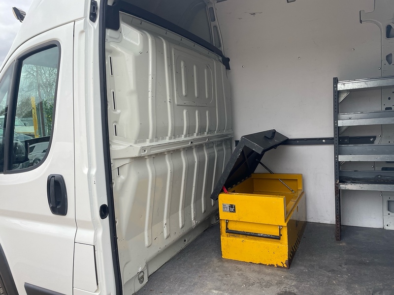 Citroen 2.2 BlueHDi 35 Enterprise Panel Van 5dr Diesel Manual L4 Extra High Roof Euro 6 (s/s) (Heavy) (140 ps)