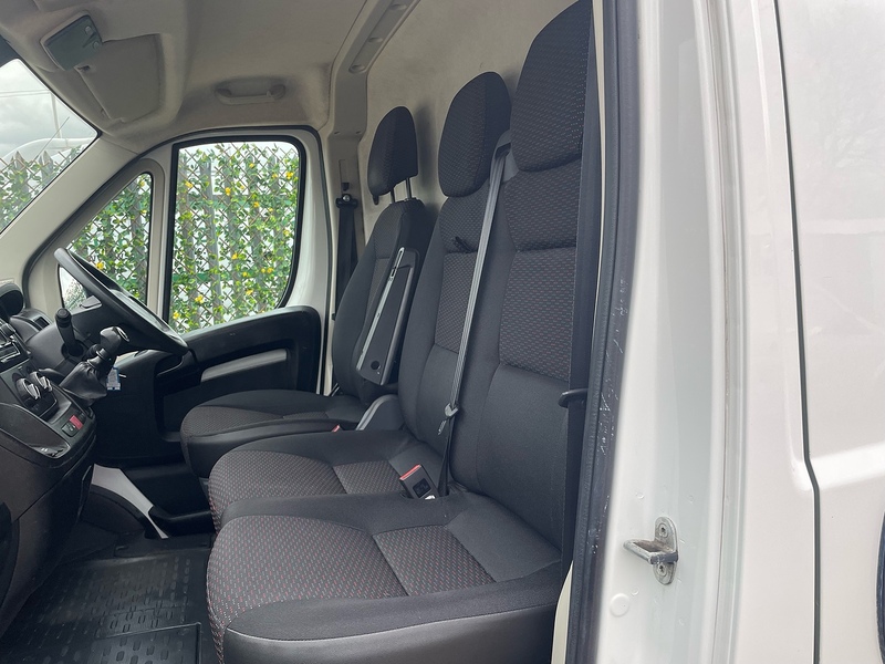 Citroen 2.2 BlueHDi 35 Enterprise Panel Van 5dr Diesel Manual L4 Extra High Roof Euro 6 (s/s) (Heavy) (140 ps)