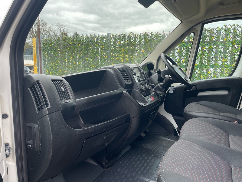 Citroen 2.2 BlueHDi 35 Enterprise Panel Van 5dr Diesel Manual L4 Extra High Roof Euro 6 (s/s) (Heavy) (140 ps)