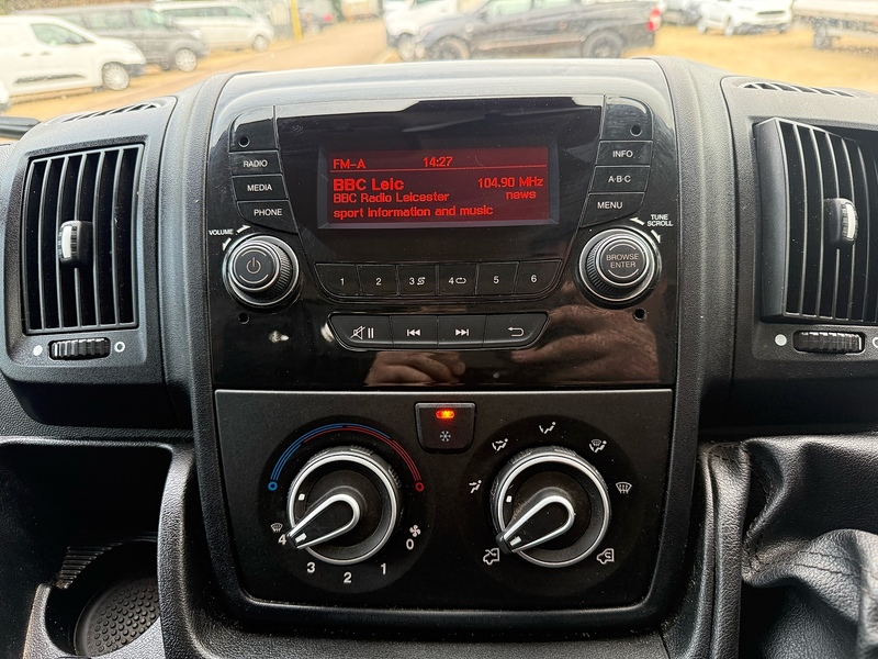 Peugeot BlueHDi 335 2.2 Built for Business L4 XLWB DROPSIDE - WHITE