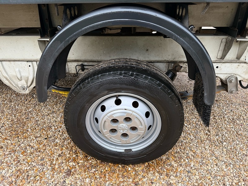 Peugeot BlueHDi 335 2.2 Built for Business L4 XLWB DROPSIDE - WHITE