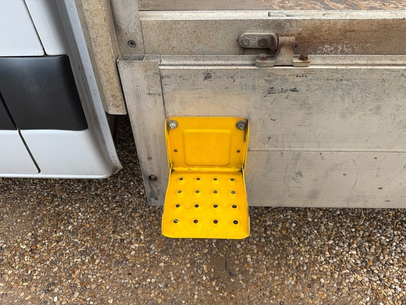 Mercedes-Benz 315 2.0 CDI Progressive L3 LWB 14ft DROPSIDE TAIL LIFT - WHITE