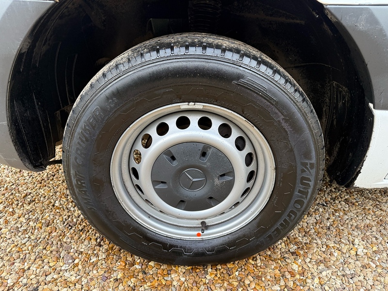 Mercedes-Benz 315 2.0 CDI Progressive L3 LWB 14ft DROPSIDE TAIL LIFT - WHITE