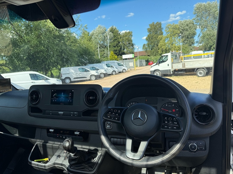 Mercedes-Benz 315 2.0 CDI Progressive L3 LWB 14ft DROPSIDE