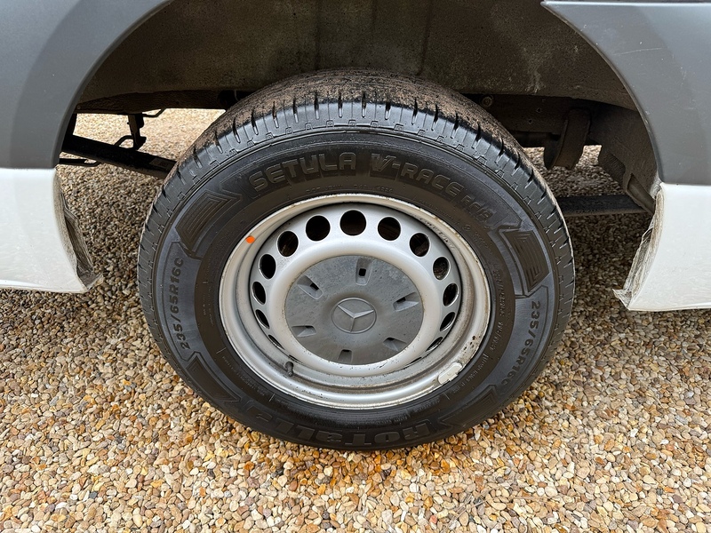 Mercedes-Benz 315 2.0 CDI Progressive L3 LWB PANEL VAN - WHITE