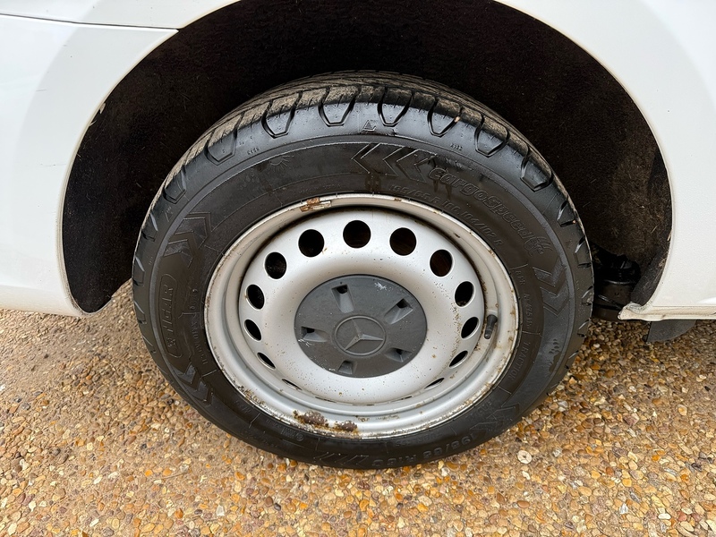 Mercedes-Benz 114 1.7 CDI Progressive L2 H1 LWB PANEL VAN - WHITE