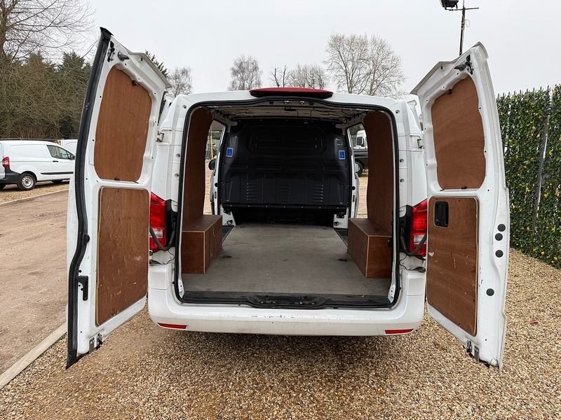 Mercedes-Benz 114 1.7 CDI Progressive L2 H1 LWB PANEL VAN - WHITE