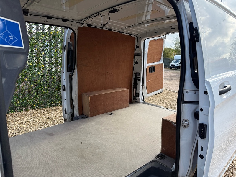 Mercedes-Benz 114 1.7 CDI Progressive L2 H1 LWB PANEL VAN - WHITE