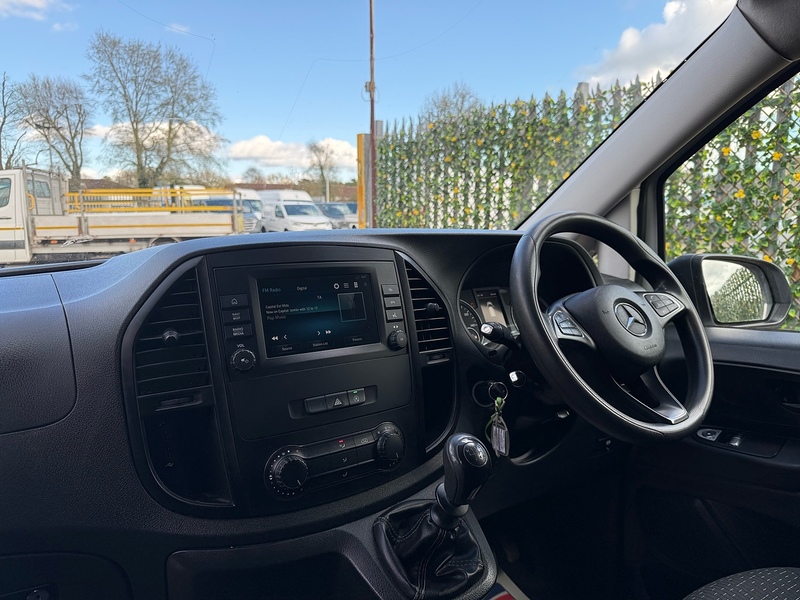 Mercedes-Benz 114 1.7 CDI Progressive L2 H1 LWB PANEL VAN - WHITE