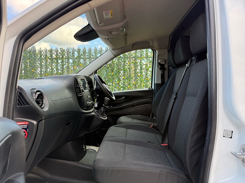 Mercedes-Benz 114 1.7 CDI Progressive L2 H1 LWB PANEL VAN - WHITE