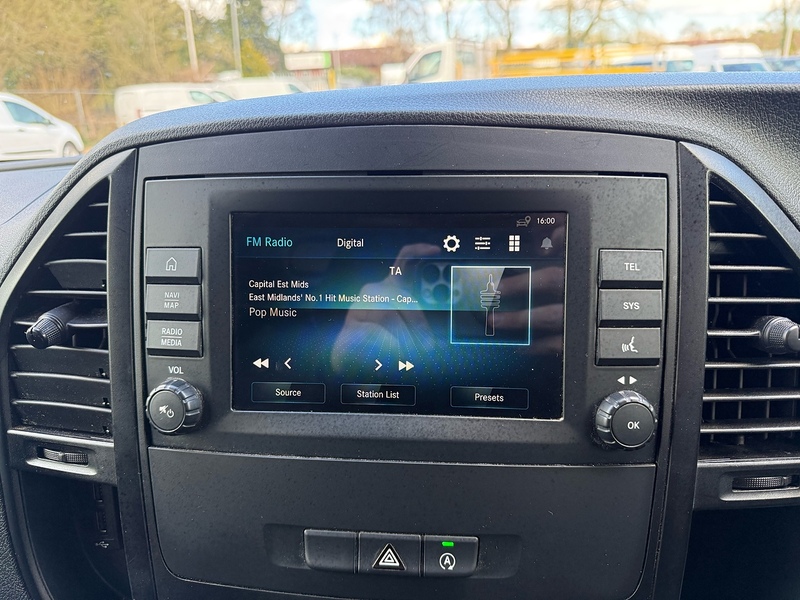 Mercedes-Benz 114 1.7 CDI Progressive L2 H1 LWB PANEL VAN - WHITE