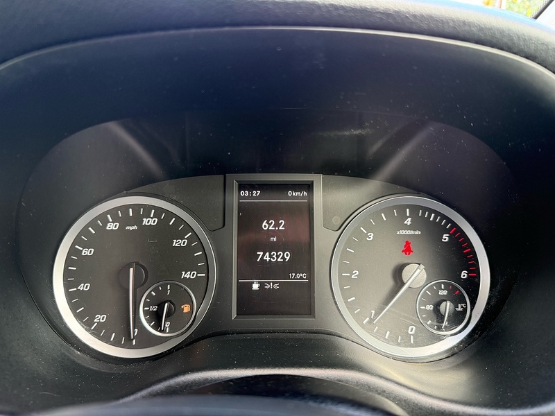 Mercedes-Benz 114 1.7 CDI Progressive L2 H1 LWB PANEL VAN - WHITE