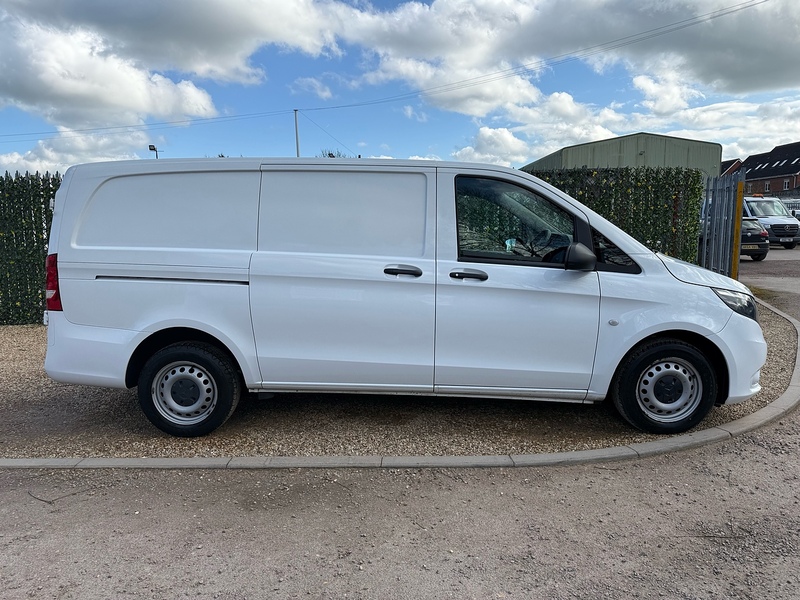 Mercedes-Benz 114 1.7 CDI Progressive L2 H1 LWB PANEL VAN - WHITE
