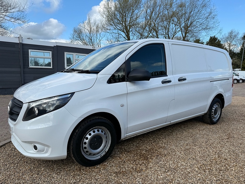 Mercedes-Benz 114 1.7 CDI Progressive L2 H1 LWB PANEL VAN - WHITE